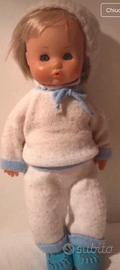 Bambolotto con vestiti Furga