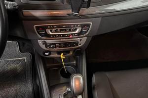 RENAULT MEGANE DA VETRINA UNICO PROPRIETARIO 