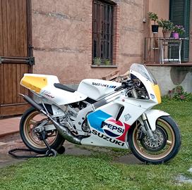 Suzuki Rgv 250 gamma vj22 pista 