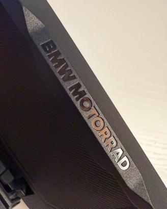 BMW connected cradle ride smarrphone wireless