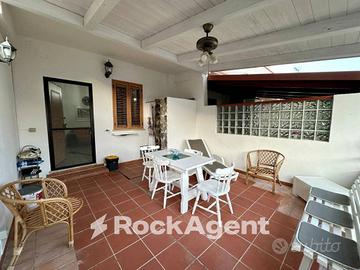 VILLETTA A SCHIERA RISTRUTTURATA A CAMINIA