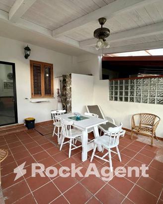 VILLETTA A SCHIERA RISTRUTTURATA A CAMINIA