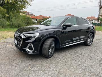 AUDI Q3 Sportback 35 TDI - S tronic - S line