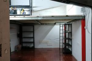 Box con soppalco e serranda automatica Tuscolana