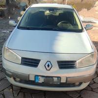 Reanault Megane 2 anno 2004