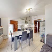 Appartamento piano secondo a 150 metri dalla spiag