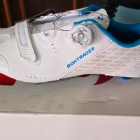 scarpe donna e pedali bici da corsa