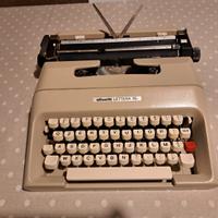 Macchina da scrivere Olivetti 35