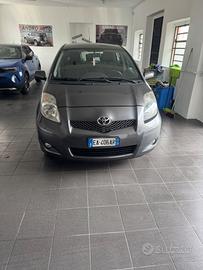 Toyota Yaris 1.0 5 porte Sol