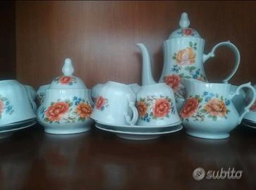 SERVIZIO DA THE IN PORCELLANA BAVARIA CON FIORI