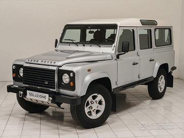 Land Rover Defender 110 2.4 TD4 Station Wagon...