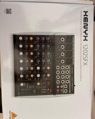 Mixer berhinger henih 1202sfx