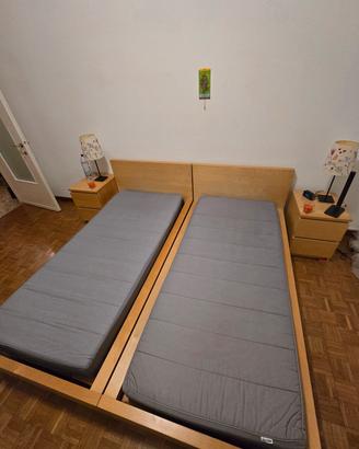 Set camera da letto: armadio scorrevole + 2 letti 