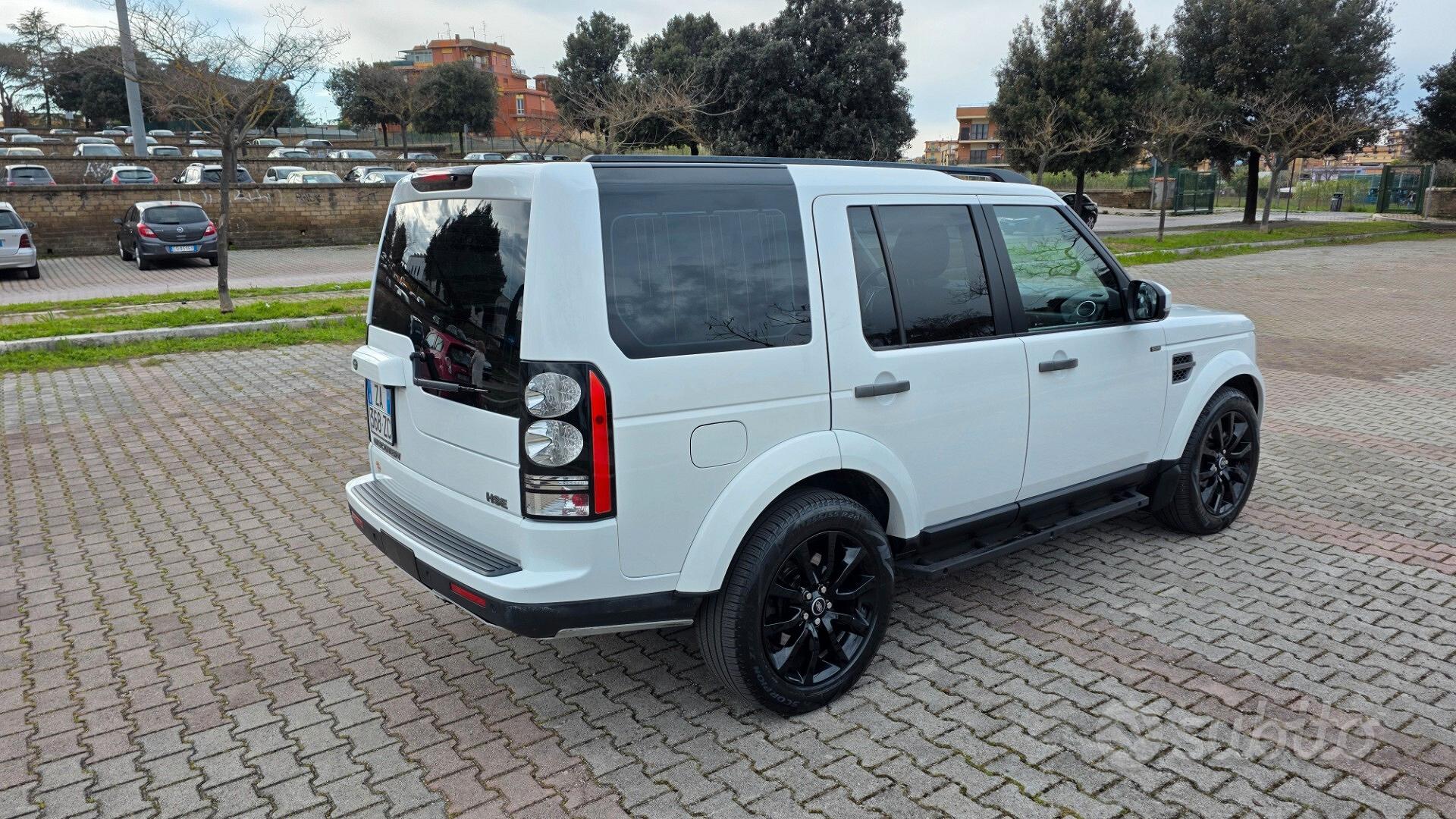 Land Rover Discovery 4 2015 photo 4