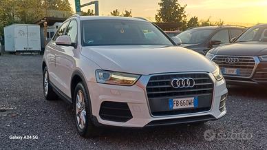 Audi Q3 2.0 TDI 150 CV S Line Esterno