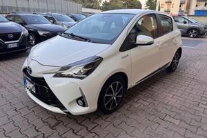 TOYOTA Yaris 1.5 5 porte Active