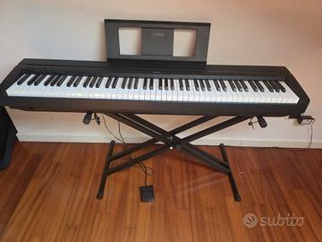 Piano digitale Yamaha P45