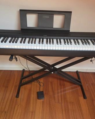 Piano digitale Yamaha P45