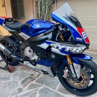 Yamaha r1 yzf