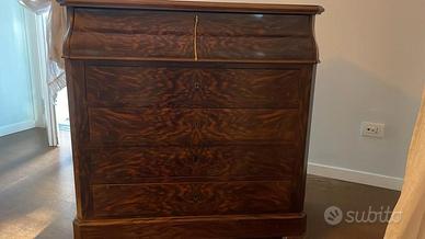 Cassettone antico con 4 cassetti da ristrutturare