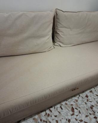 Divano-letto una piazza e mezzo, come nuovo.