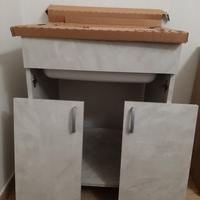 Lavandino esterno completo di mobiletto e vasca