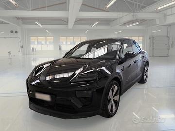 PORSCHE MACAN 100 KWH SUV