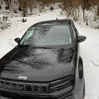 Jeep Avenger benz nera summit Arzignano