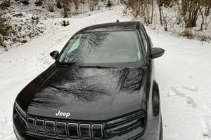 Jeep Avenger benz nera summit Arzignano