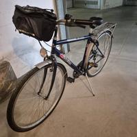 Bicicletta da viaggio