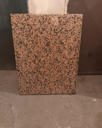 Lastra in granito 55x70cm