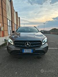 MERCEDES GLA 220d Premium 2018 perfetta tagliandat