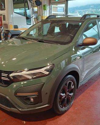 DACIA Sandero Stepway 1.0 TCe 110CV Extreme Up IN