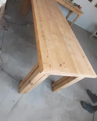 tavolo in legno massello