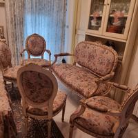 salotto in  stile Luigi xv per amanti di antiquari