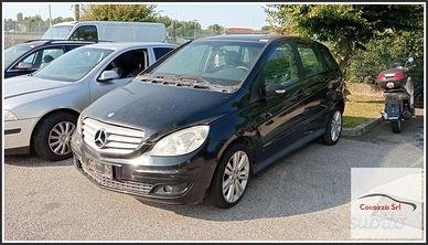 MERCEDES Classe B W245 2006 per ricambi
