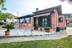 Villa Località Borghetto, 27010, Cura Carpignano