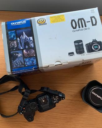 Olympus OM-D E-M5 + 12-50mm