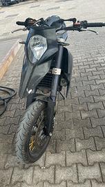 Ktm 690 supermoto