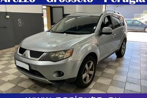 MITSUBISHI Outlander 2.0 DI-D Intense