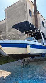 Barca Astra 22 Sport con fuoribordo Yamaha 150 Hp