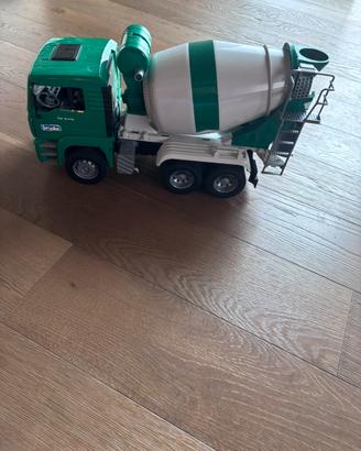 Bruder autobetoniera MAN TGA 41440