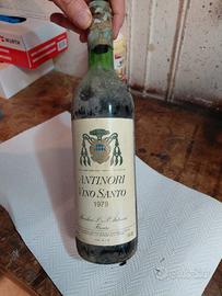 bottiglie di vino vecchia data di varie  cantine 