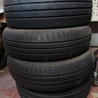Gomme auto