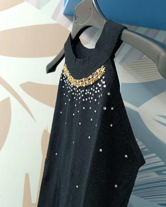 Tubino nero in maglia con dettagli in oro