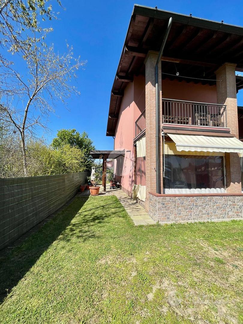 House in Brandico, Castelgonelle - Vista 4