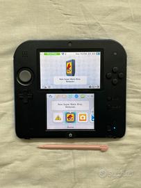 Nintendo 2DS Blu e Nero