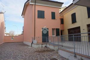 MONOLOCALE A CERVIA