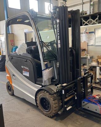 CARRELLO ELEVATORE STILL Mod. RX 60-30