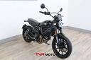 ducati-scrambler-800-800-icon-dark-my19